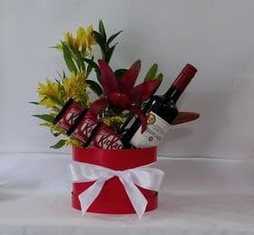 caixa box kit , chocolate e flores